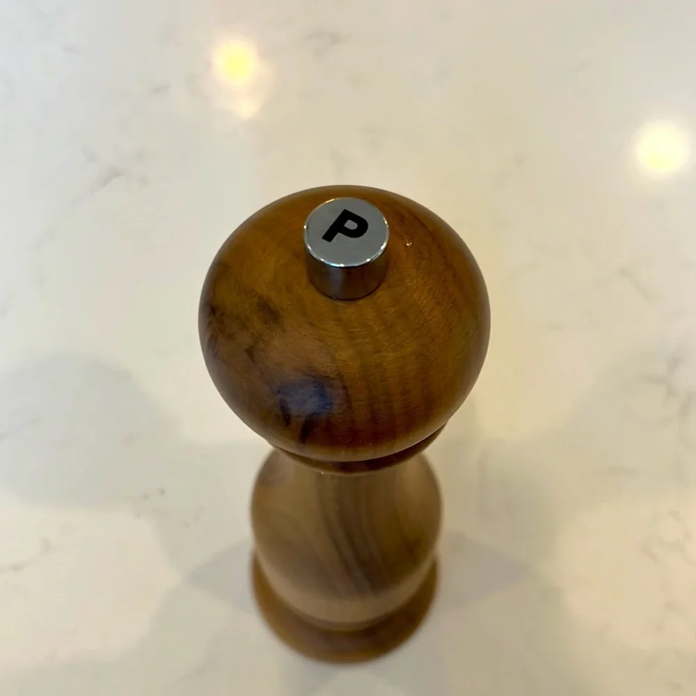 Williams and Sonoma Pepper Mill